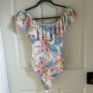 Raisins swimsuit with ruffles medium